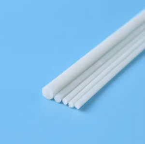 La fabbrica di aste in fibra di vetro pi&ugrave; venduta fornisce bastoncini flessibili per il servizio di taglio di costruzioni disponibili per indicatori di vialetti